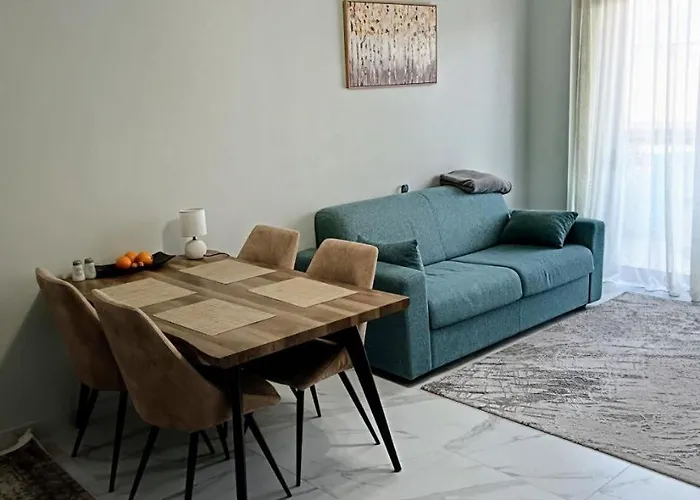 Boulevard فلورا