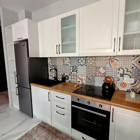 Boulevard Apartment *
